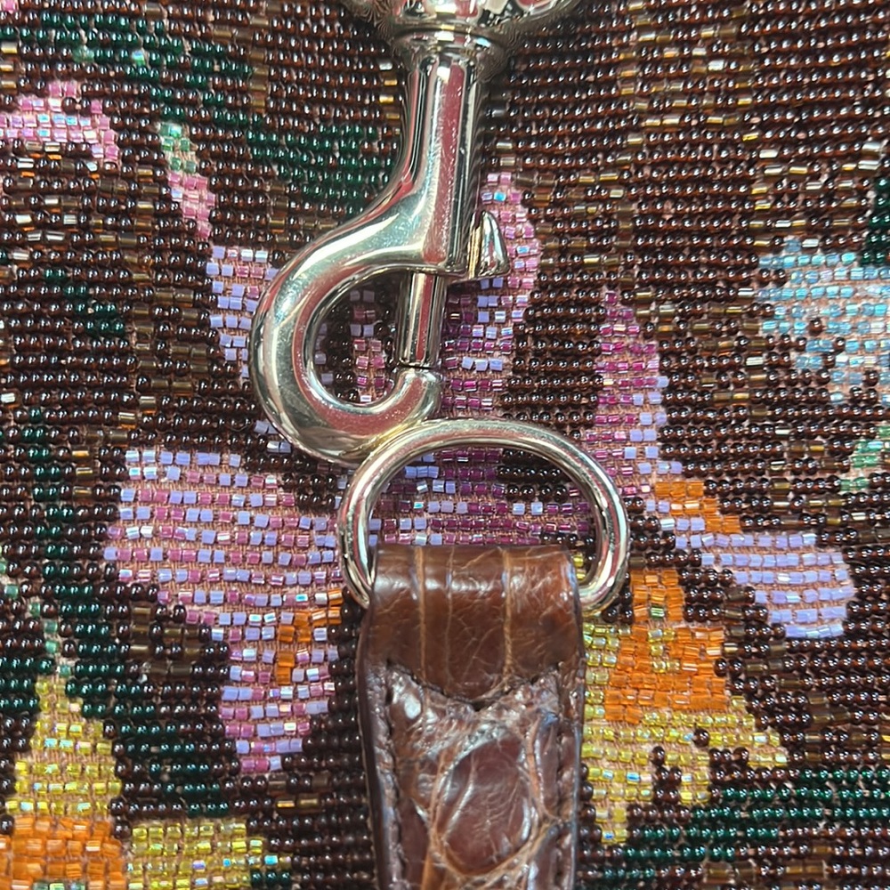 This is a very rare Gucci beaded bag Purchased in 2006 never worn - Picture 3 of 11
